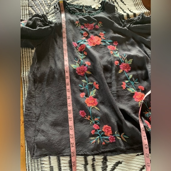 Umgee Boho Cold Shoulder ToonEmbroidery Floral - Picture 11 of 11